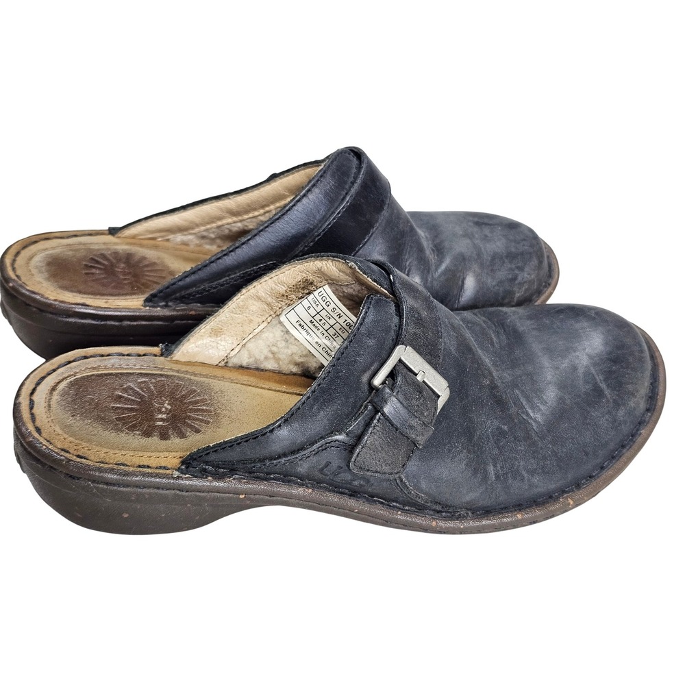 UGG Australia Black Leather Shearling Lined Clog Mules 1003333 Womens 6